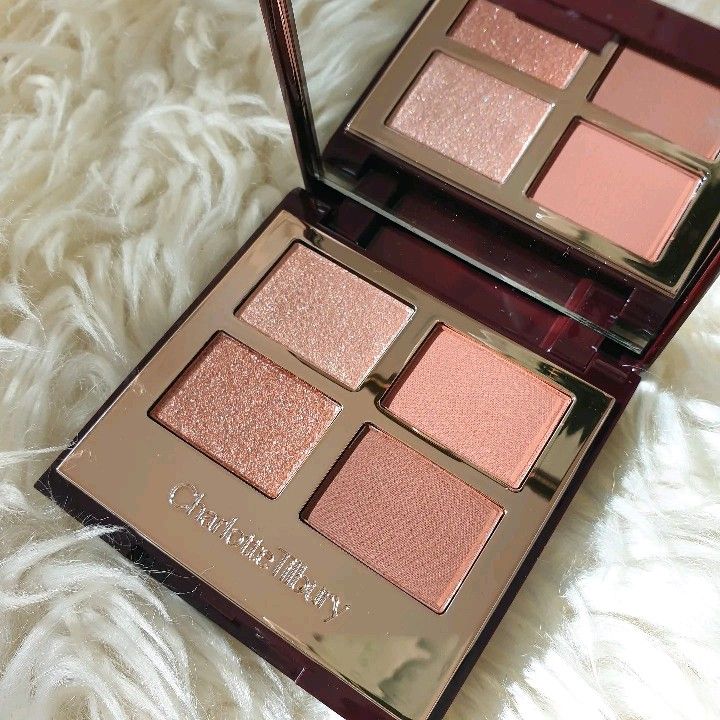 Charlotte Tilbury- Paleta pillow talk