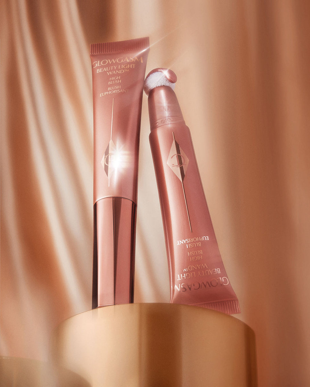 Charlotte Tilbury- Iluminador Pillow Talk