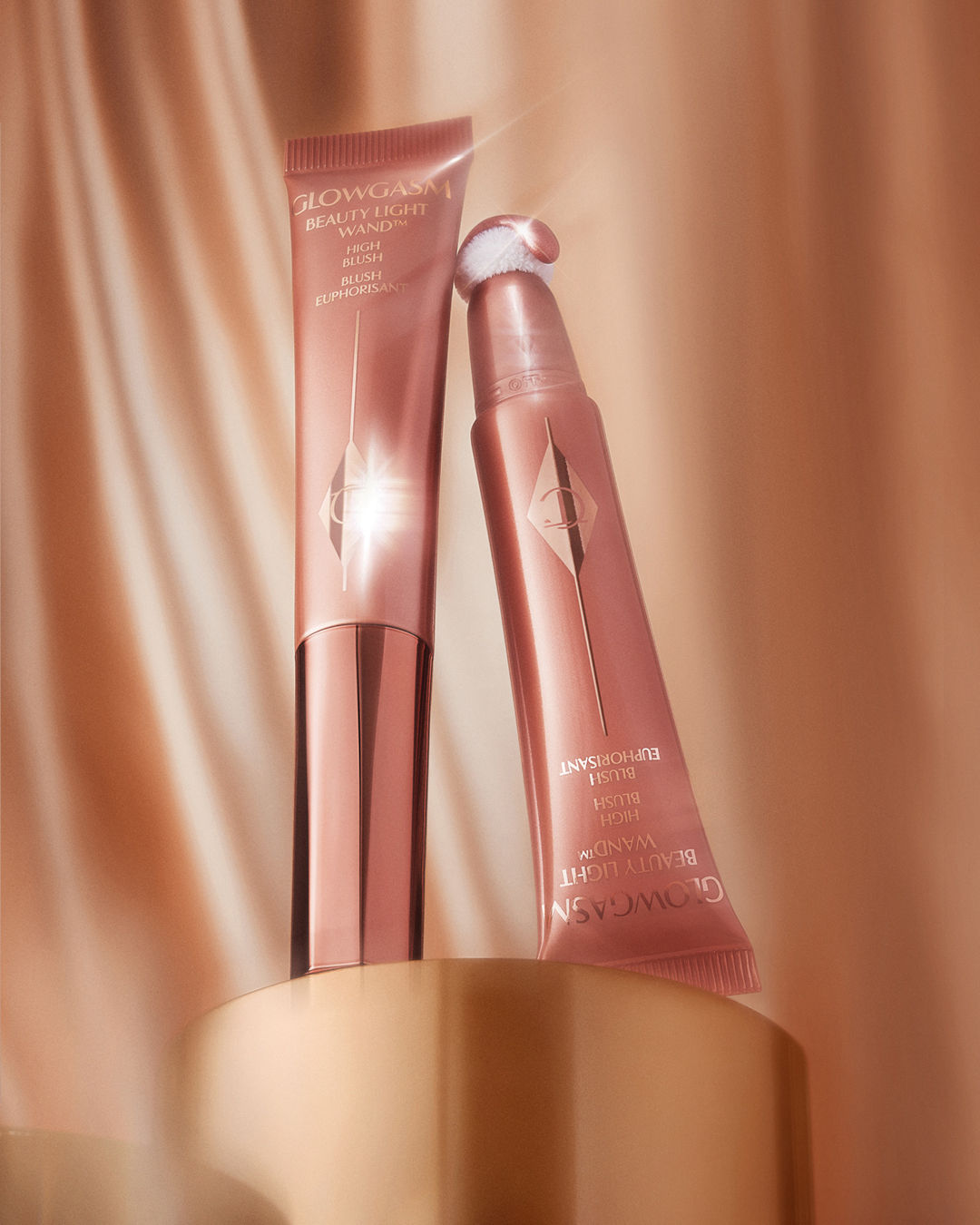 Charlotte Tilbury- Iluminador Pillow Talk